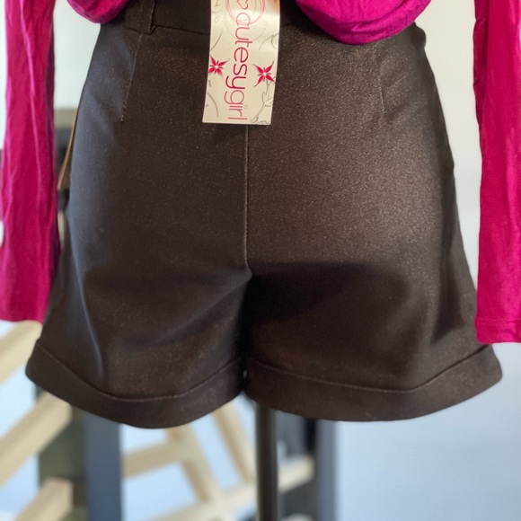 Classy shorts from Macy's - Picture 3 of 3